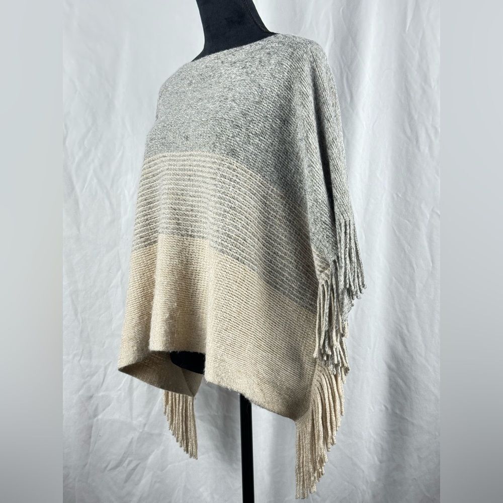 Korye Poncho with Fringe Trim - Picture 2 of 4